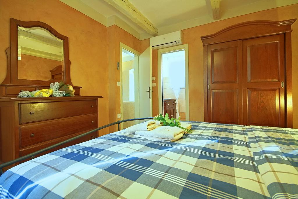 Villa Rea Umag Exteriör bild
